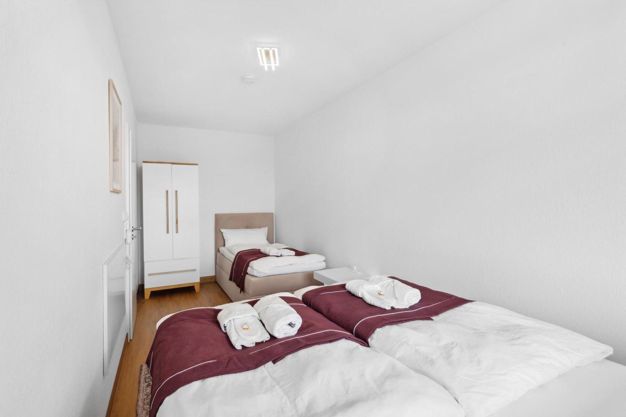 Flexi - Balkon , Seeblick, Pool & Speed Wlan *