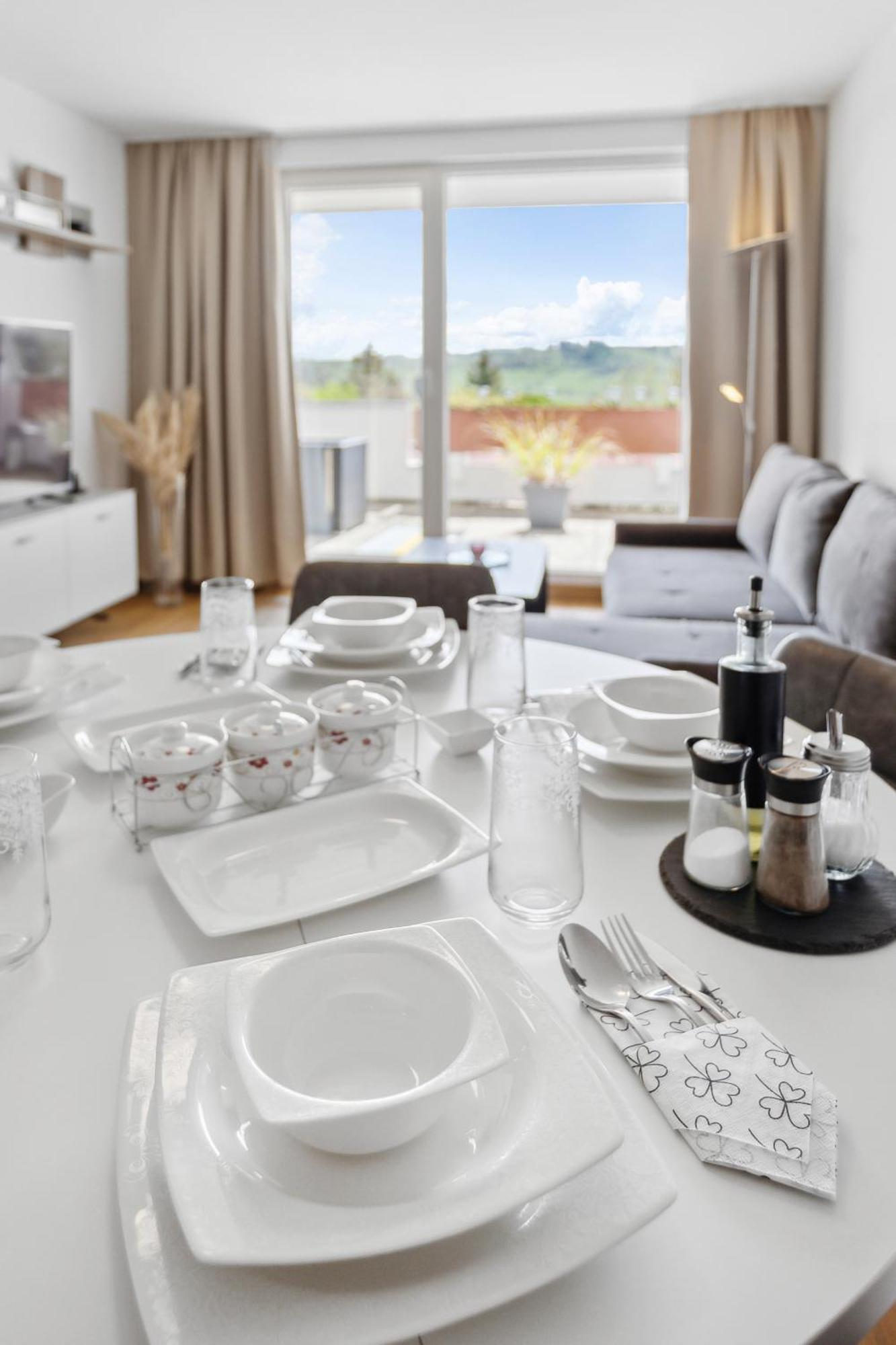 Flexi - Balkon , Seeblick, Pool & Speed Wlan * Langscheid (North Rhine-Westphalia)