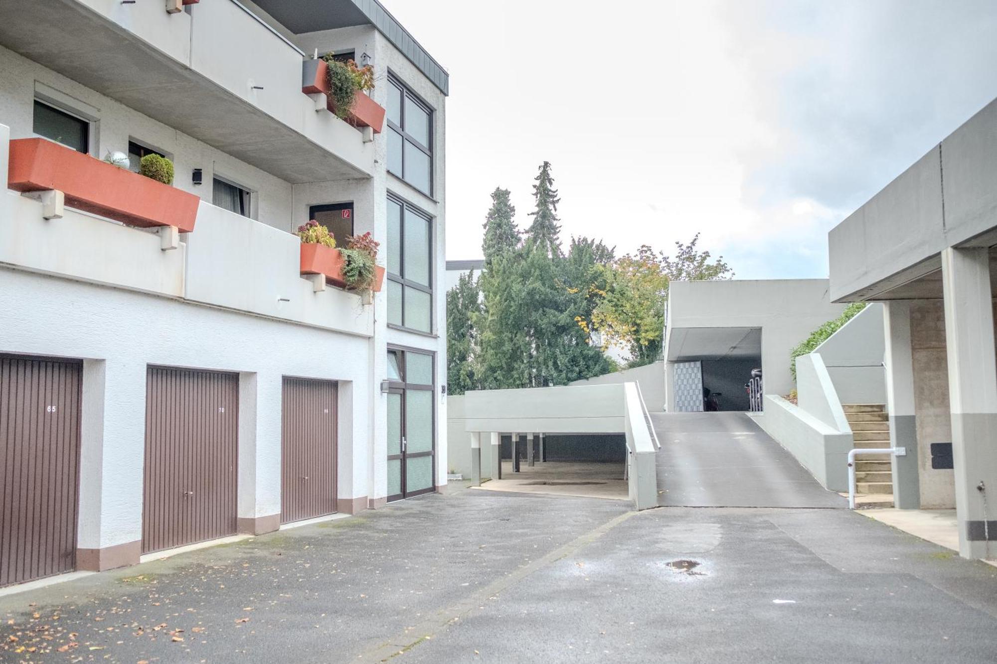 Flexi - Balkon , Seeblick, Pool & Speed Wlan * Langscheid (North Rhine-Westphalia)